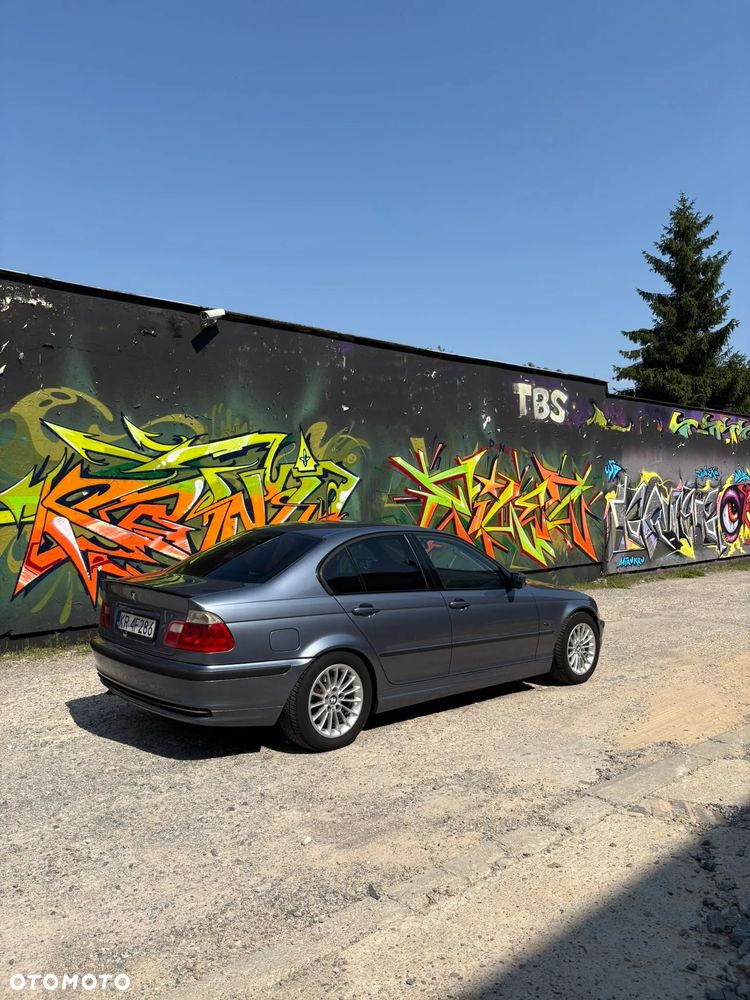 BMW Seria 3 320d - 6