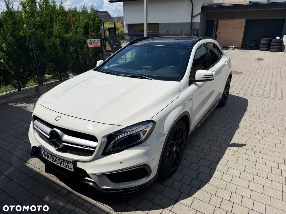 Mercedes-Benz GLA AMG 45 4-Matic - 13
