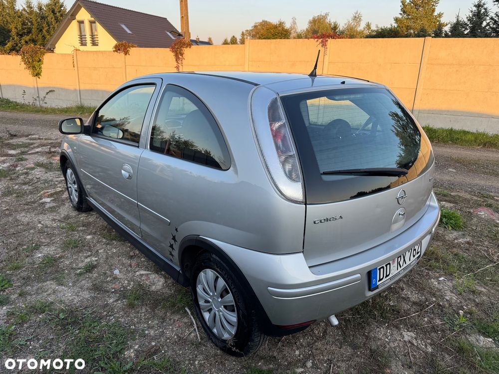 Opel Corsa 1.2 16V Cool - 11
