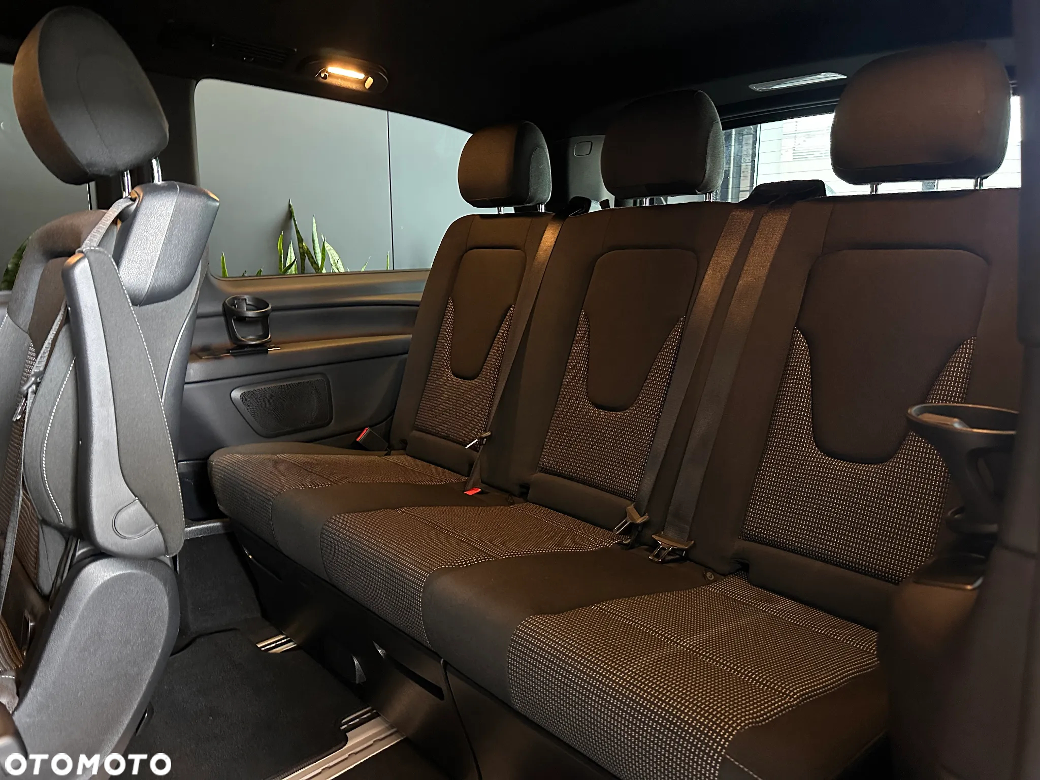 Mercedes-Benz Klasa V 250 d 9G-Tronic (d³ugi) - 14