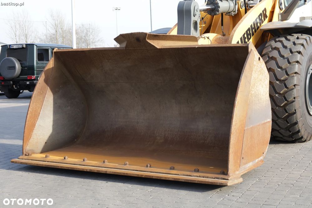 Liebherr L566 XPower - 21