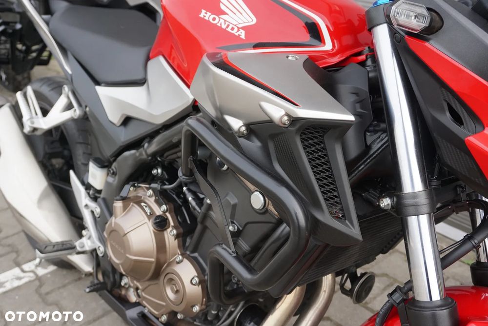 Honda CB - 12