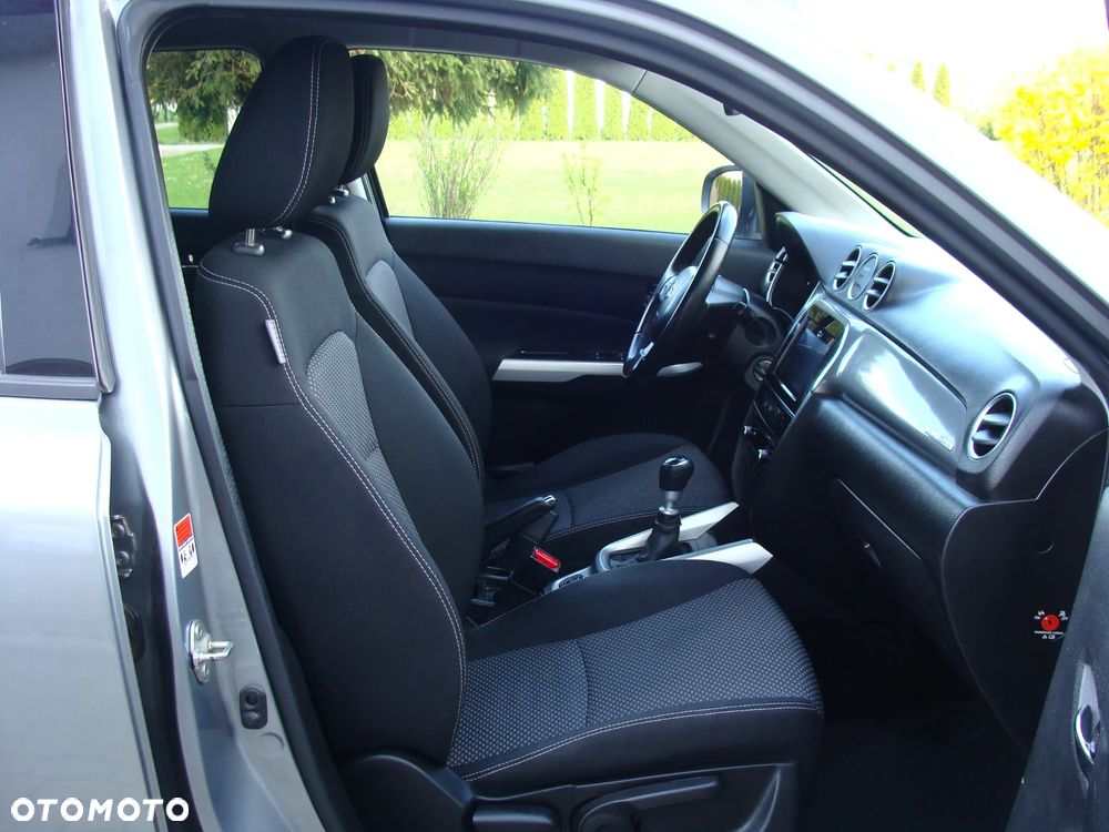 Suzuki Vitara 1.6 DDiS (4x4) Allgrip Comfort - 10