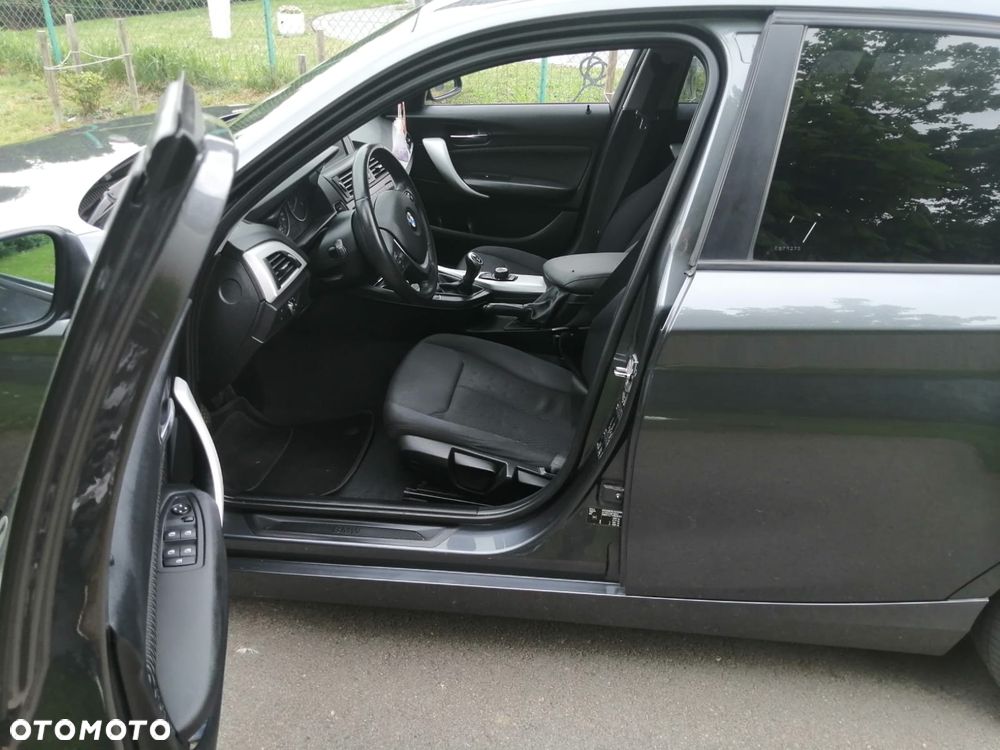 BMW Seria 1 116d Sport Line - 17