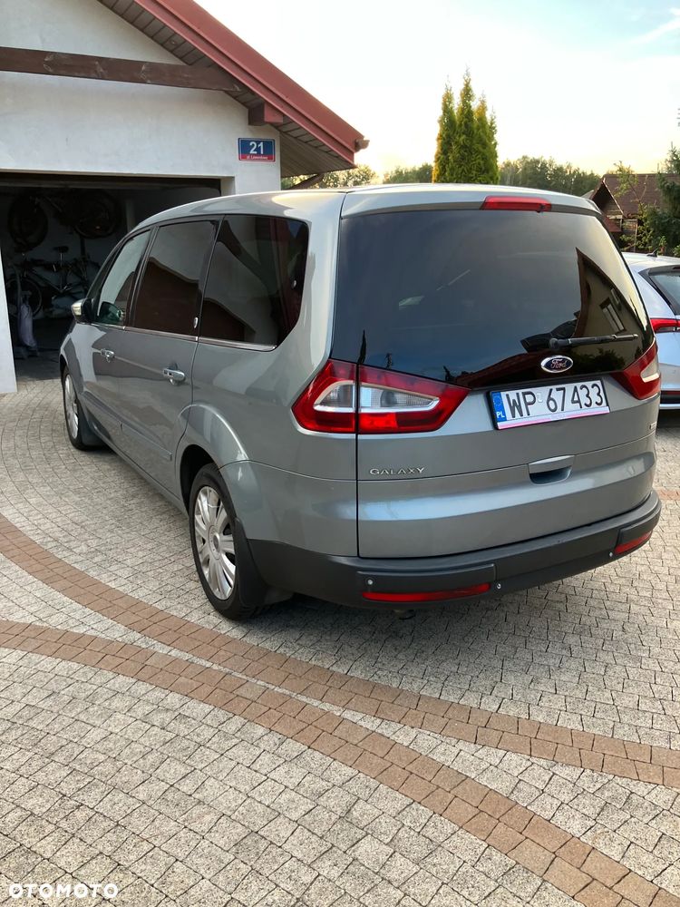 Ford Galaxy 2.0 TDCi Ghia - 11