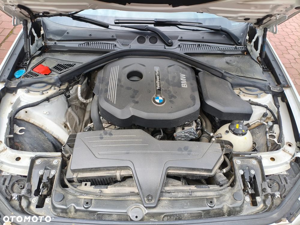 BMW Seria 1 - 16