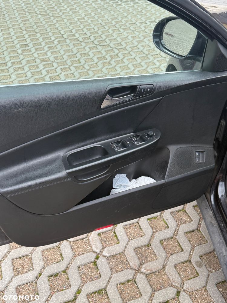 Volkswagen Passat 2.0 TDI DPF Highline DSG - 9