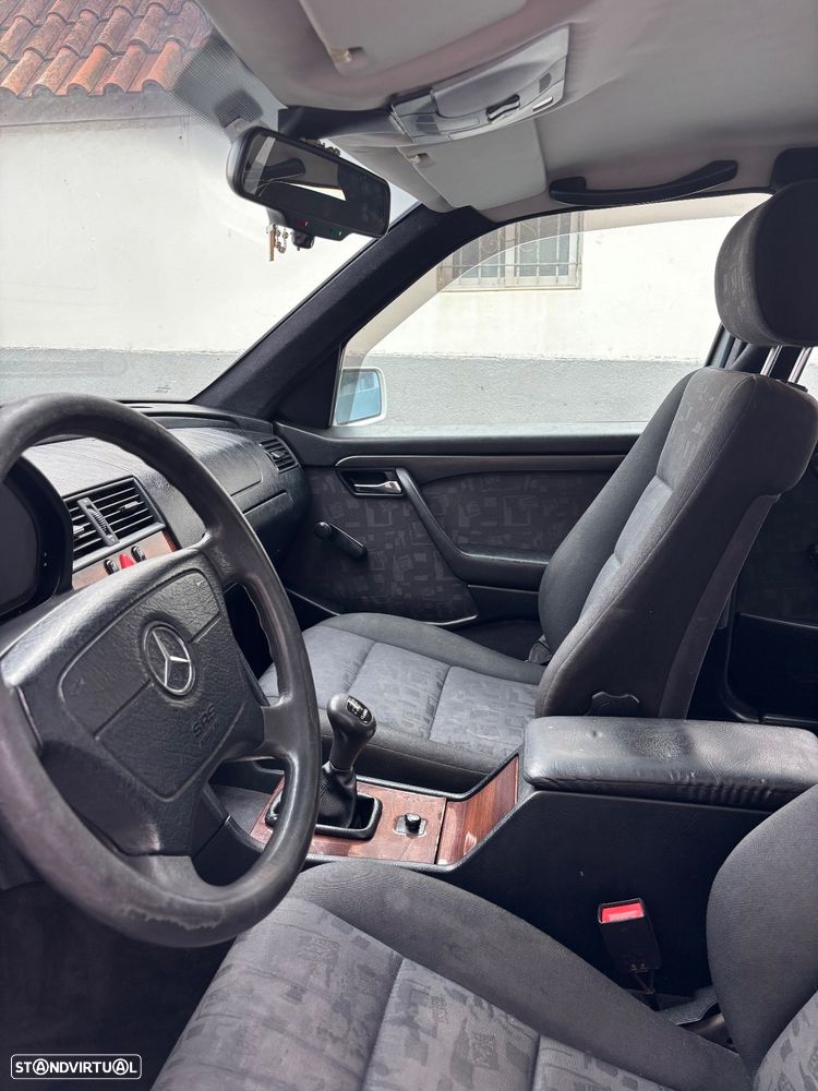 Mercedes-Benz C 220 - 10