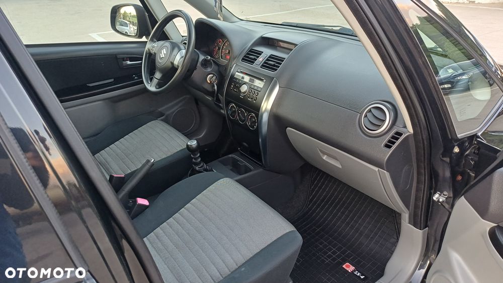 Suzuki SX4 1.9 DDiS 4WD GS / Premium - 14