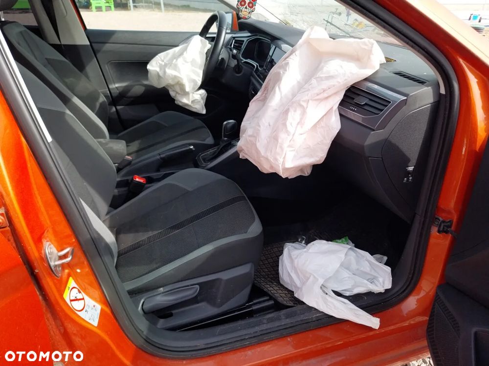 Volkswagen Polo 1.0 TSI Highline DSG - 14