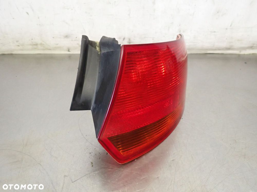 LAMPA PRAWA TYLNA AUDI A3 8P 8P4945096C - 6