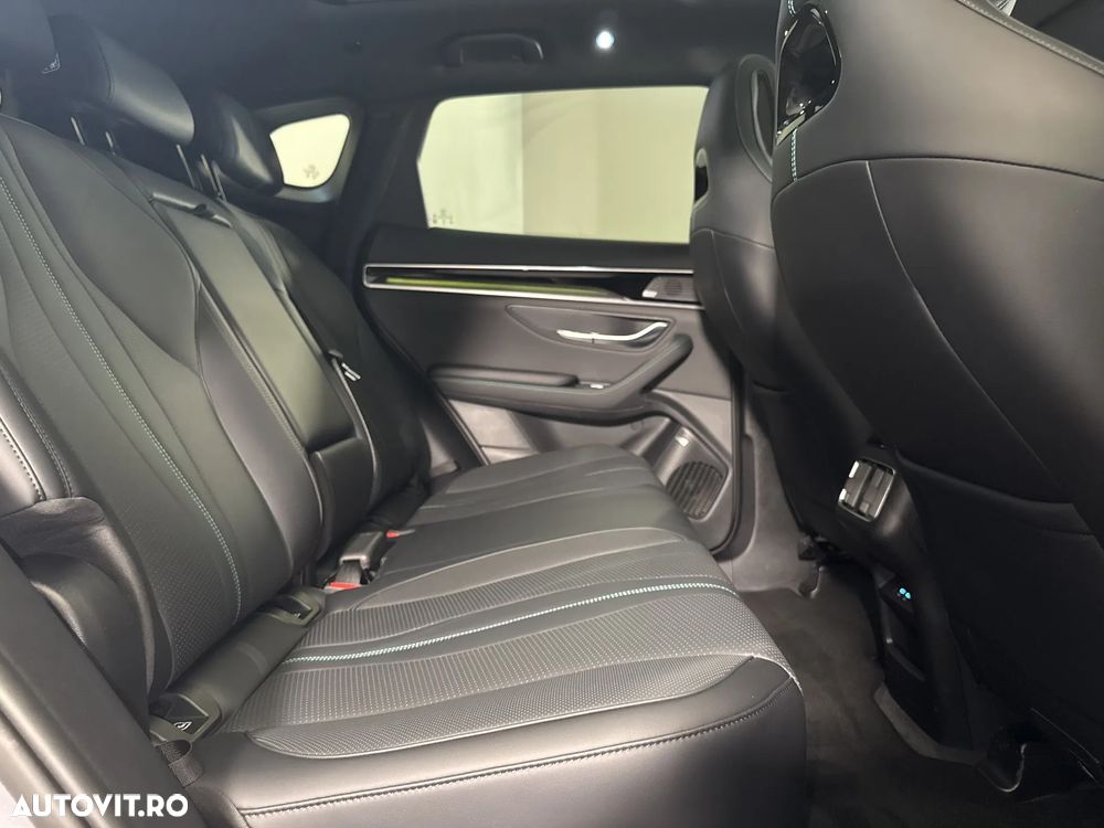 Byd Seal U DM-i PHEV Boost - 13