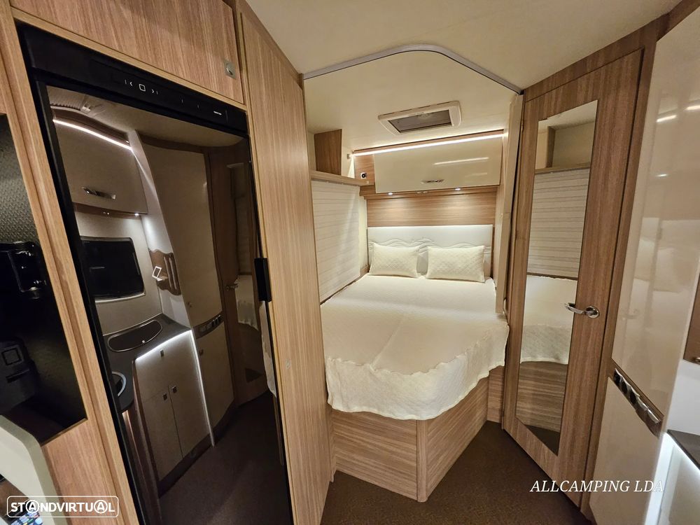 Burstner Delfin CAMA FRANCESA + BASCULANTE - 25