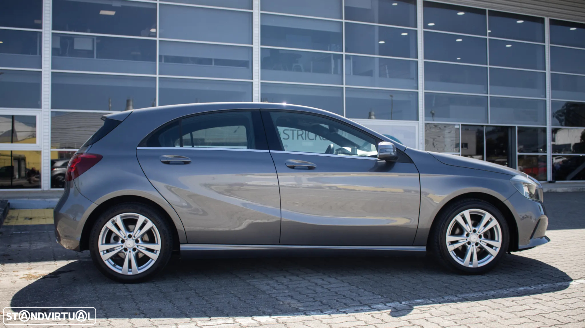 Mercedes-Benz A 180 - 10