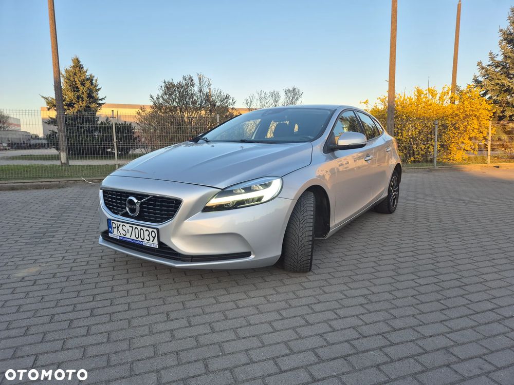 Volvo V40 D2 Inscription - 1