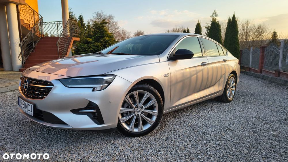 Opel Insignia 2.0 T Business Elegance S&S - 1