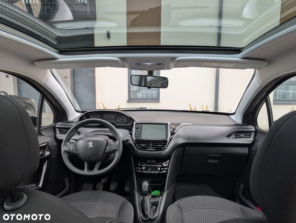 Peugeot 208 PureTech 82 Allure - 10