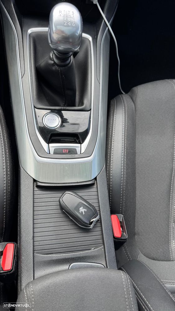 Peugeot 308 SW BlueHDi 130 Stop & Start Active - 14