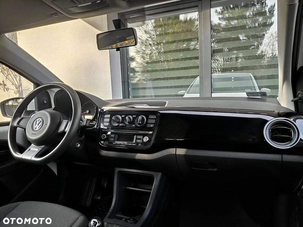 Volkswagen up! - 13