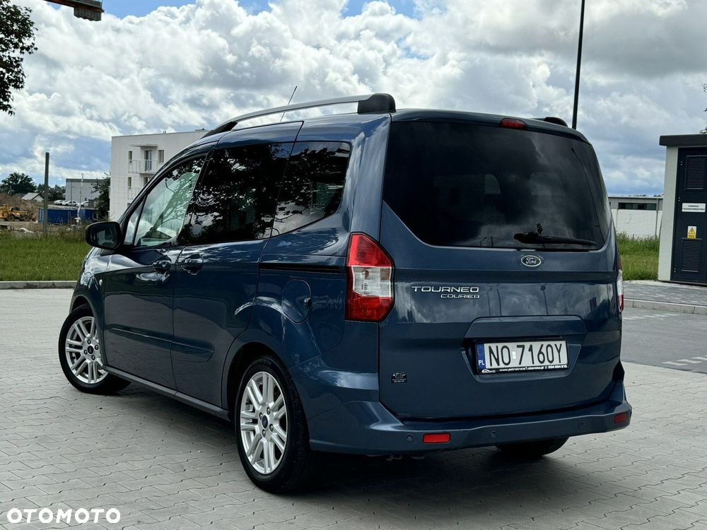 Ford Tourneo Courier - 7