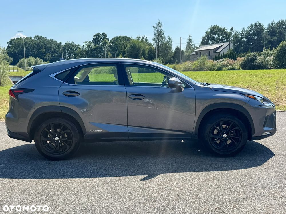 Lexus NX 300h Prestige AWD - 11