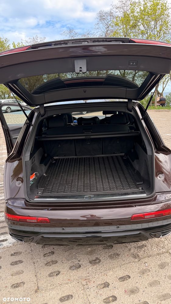 Audi Q7 - 9