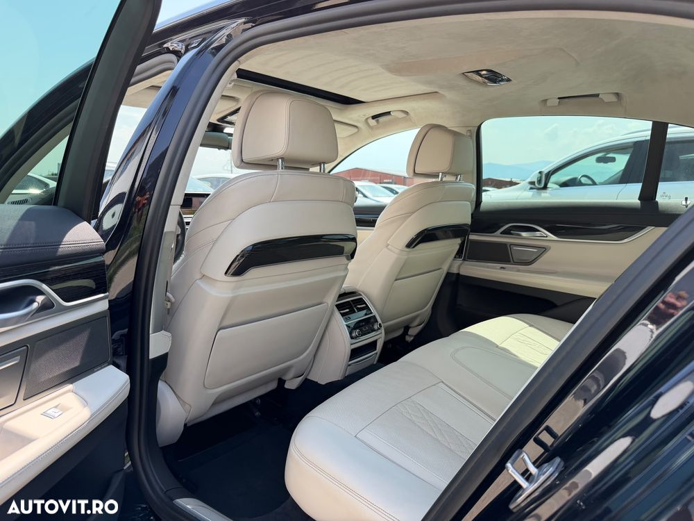 BMW Seria 7 730d xDrive - 12