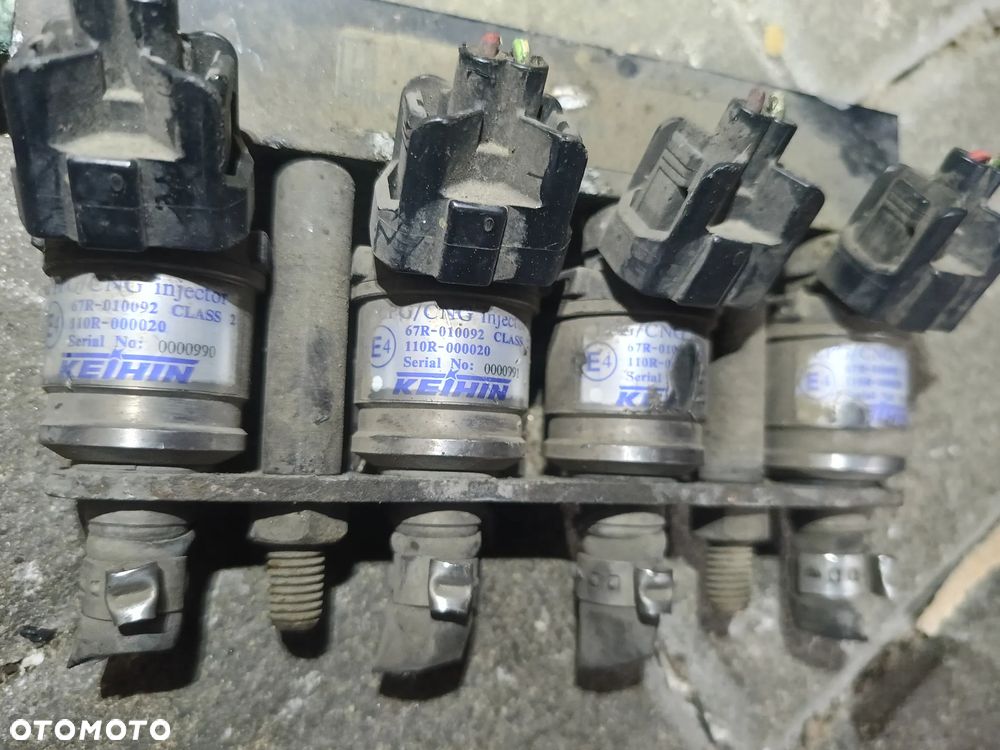 Listwa wtryskowa z wtryskiwaczami LPG Prins Keihin - 7