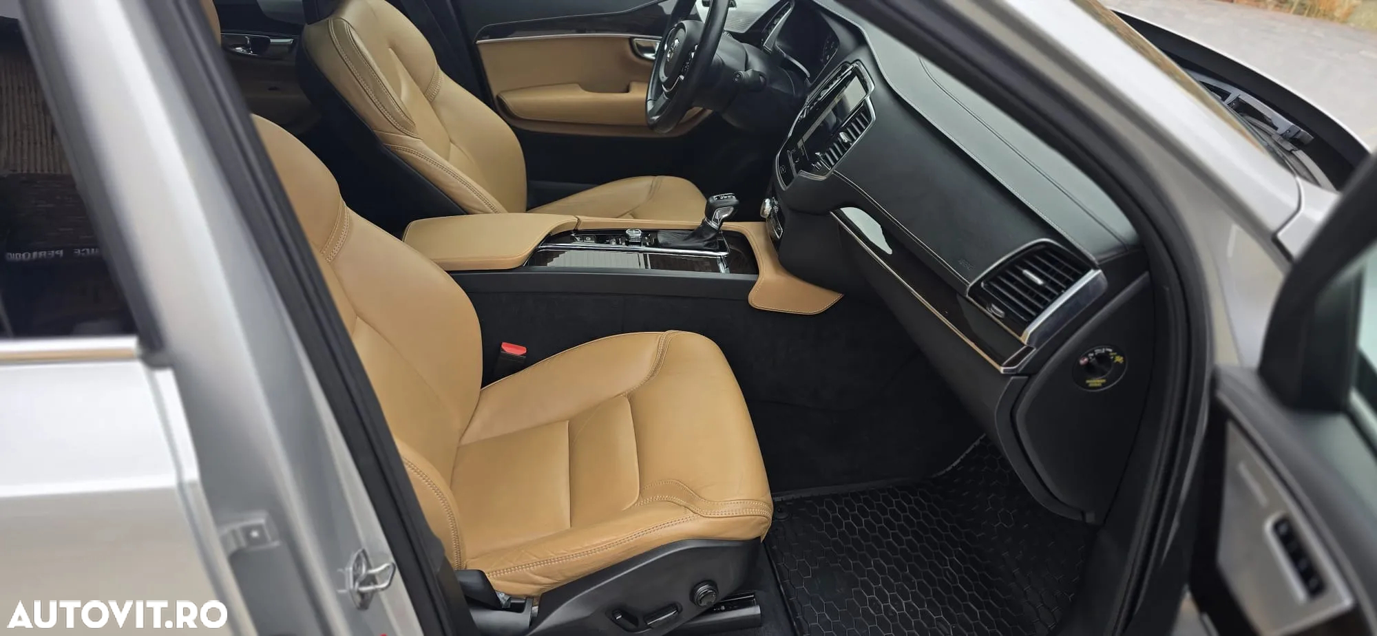 Volvo XC 90 D5 AWD Inscription - 28