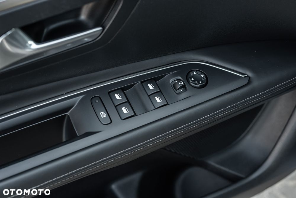 Peugeot 3008 PureTech 130 Stop & Start GPF EAT8 Allure - 25