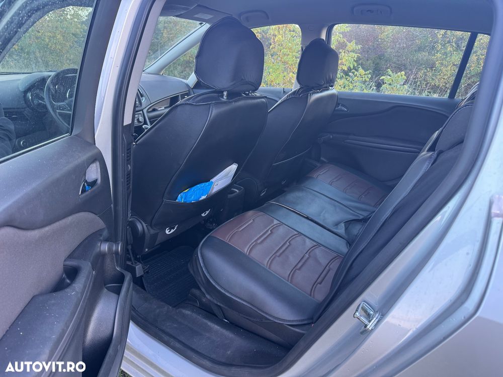 Opel Zafira Tourer 2.0 CDTI ECOTEC Edition - 10