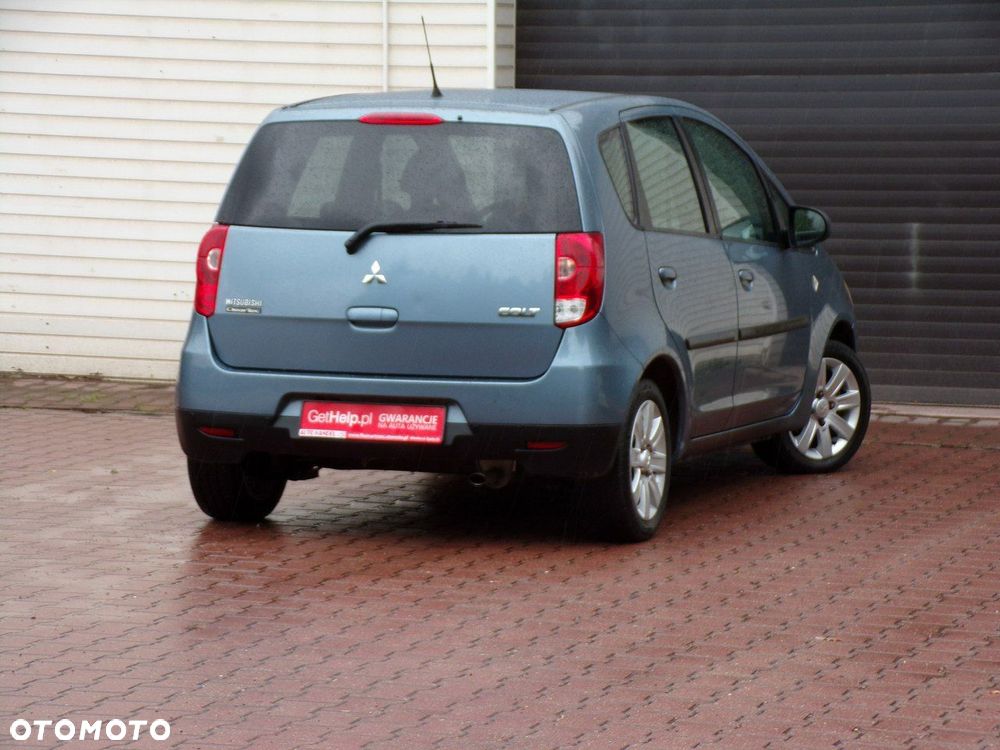 Mitsubishi Colt - 13