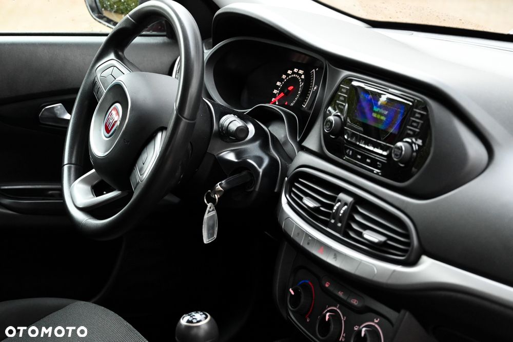 Fiat Tipo 1.4 16v Easy EU6d - 24