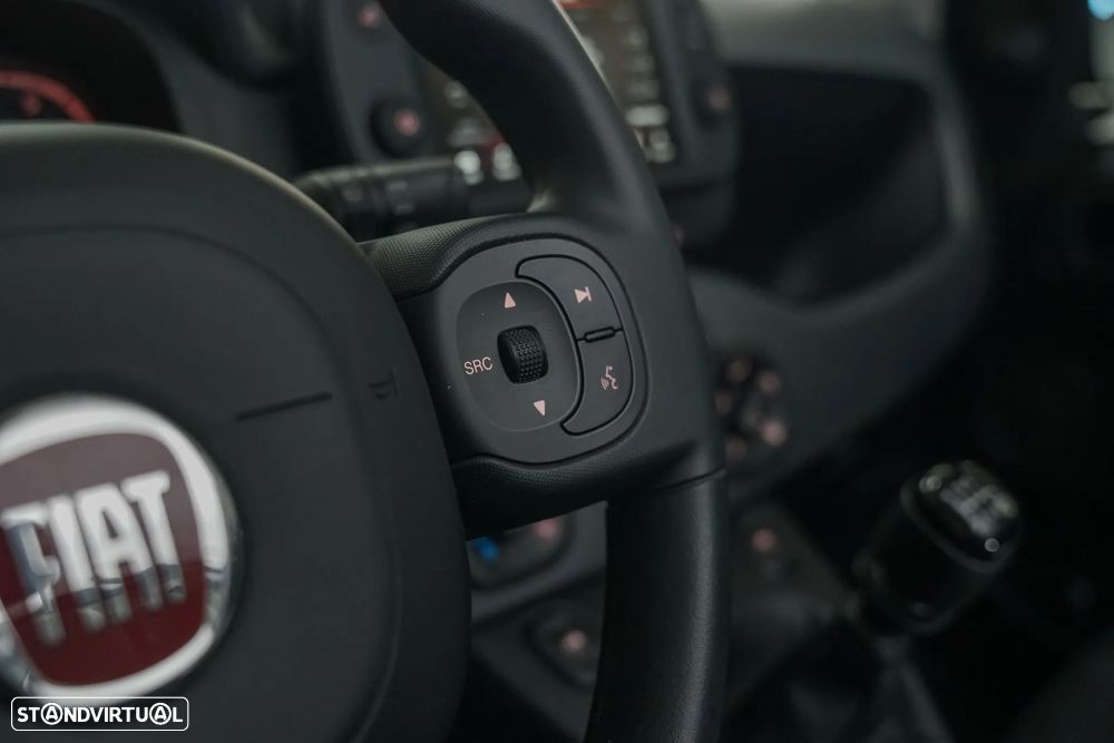 Fiat Panda 1.0 Hybrid City Cross - 12