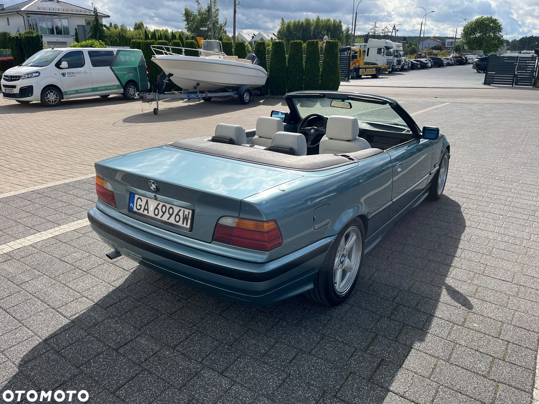 BMW Seria 3 318i Cabriolet - 6