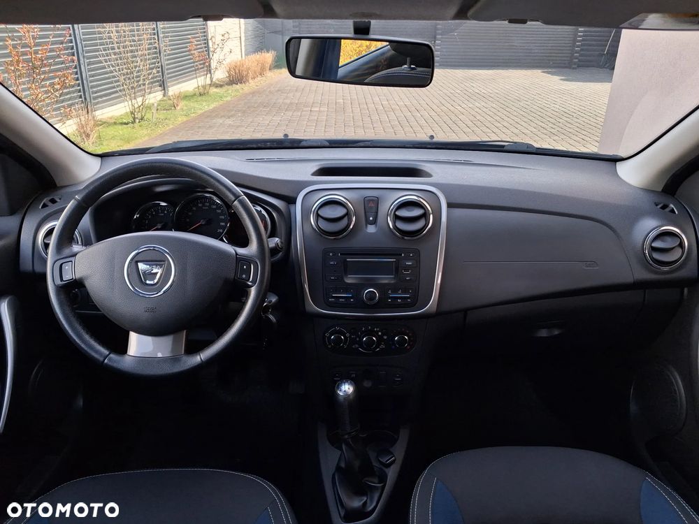 Dacia Sandero 1.2 16V 75 Celebration - 8