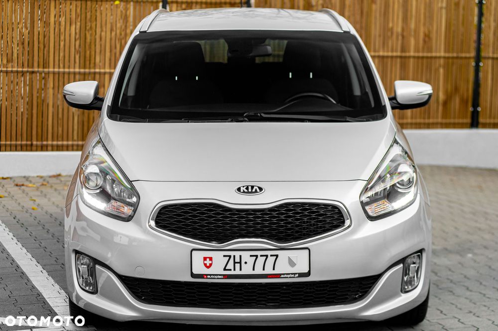 Kia Carens 2015 photo 5