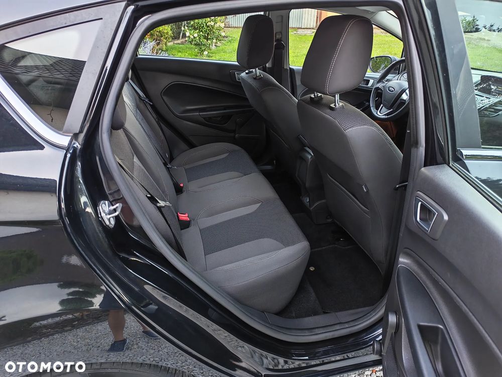 Ford Fiesta 1.0 EcoBoost Titanium - 13