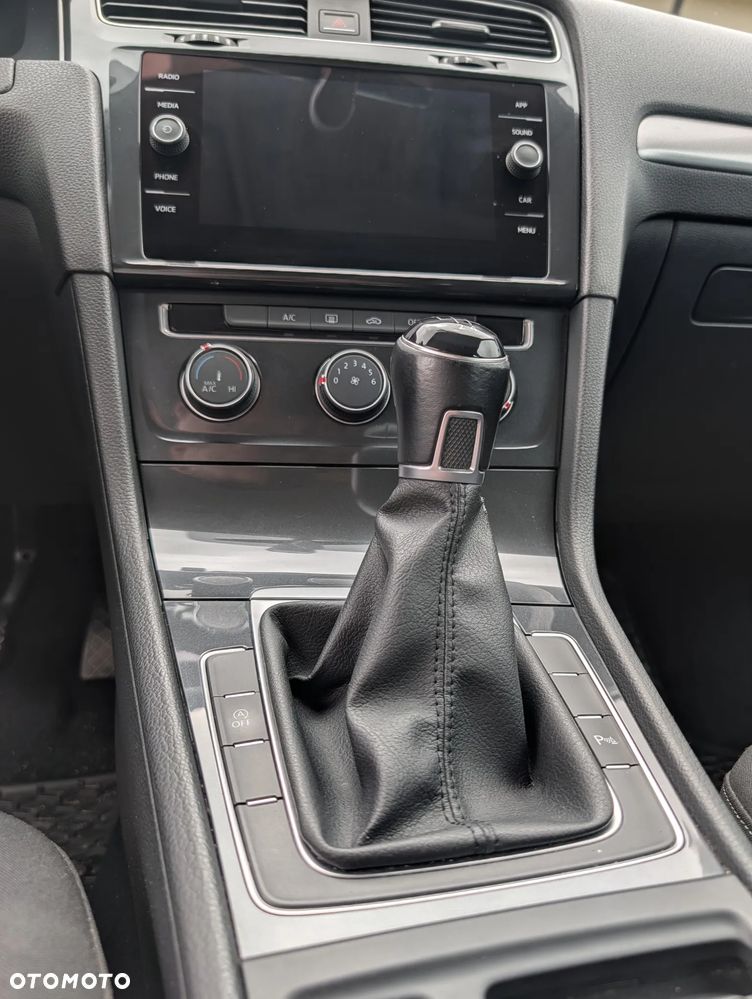 Volkswagen Golf 1.6 TDI BMT Trendline - 17