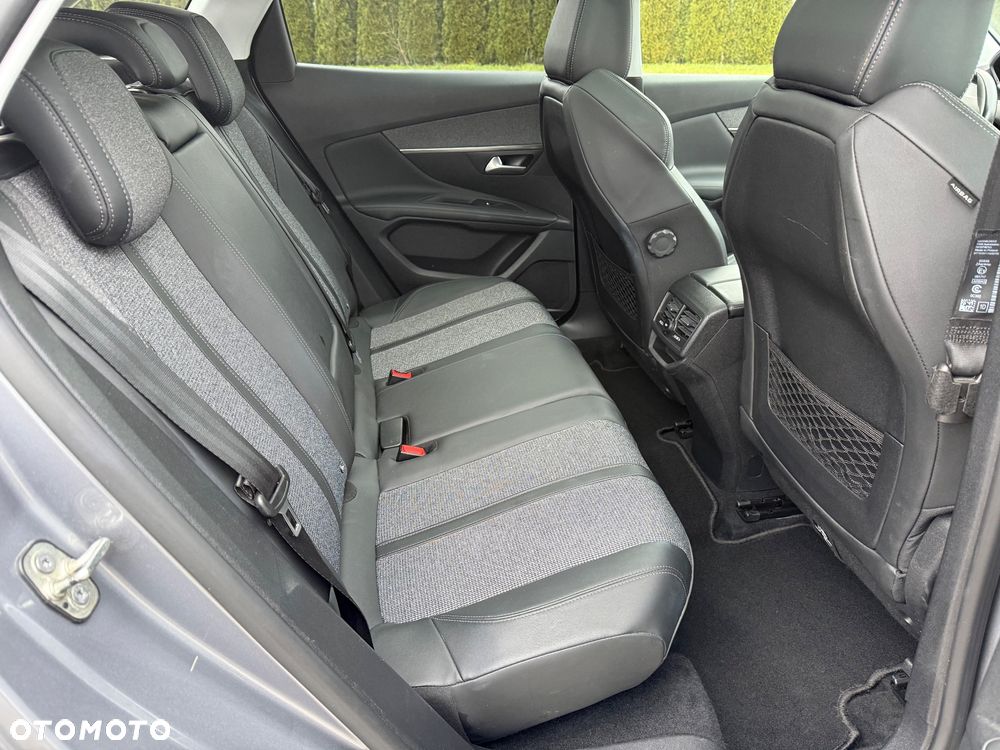 Peugeot 3008 - 28
