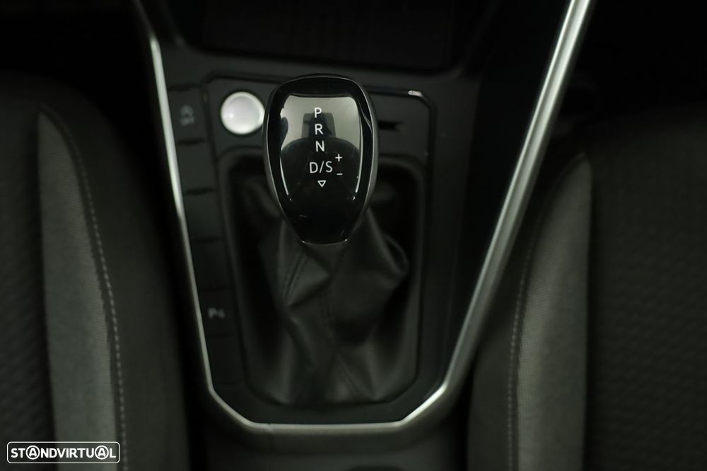 VW Taigo 1.0 TSI Urban DSG - 13