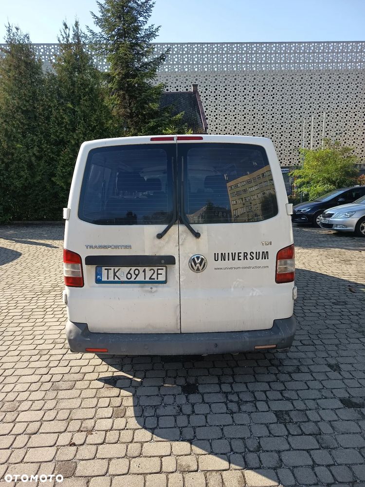 Volkswagen Transporter - 4