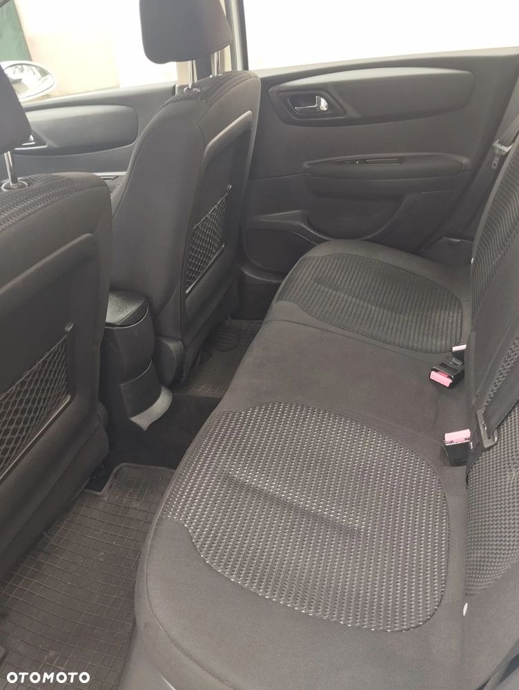 Citroën C4 1.6 VTi Exclusive - 5