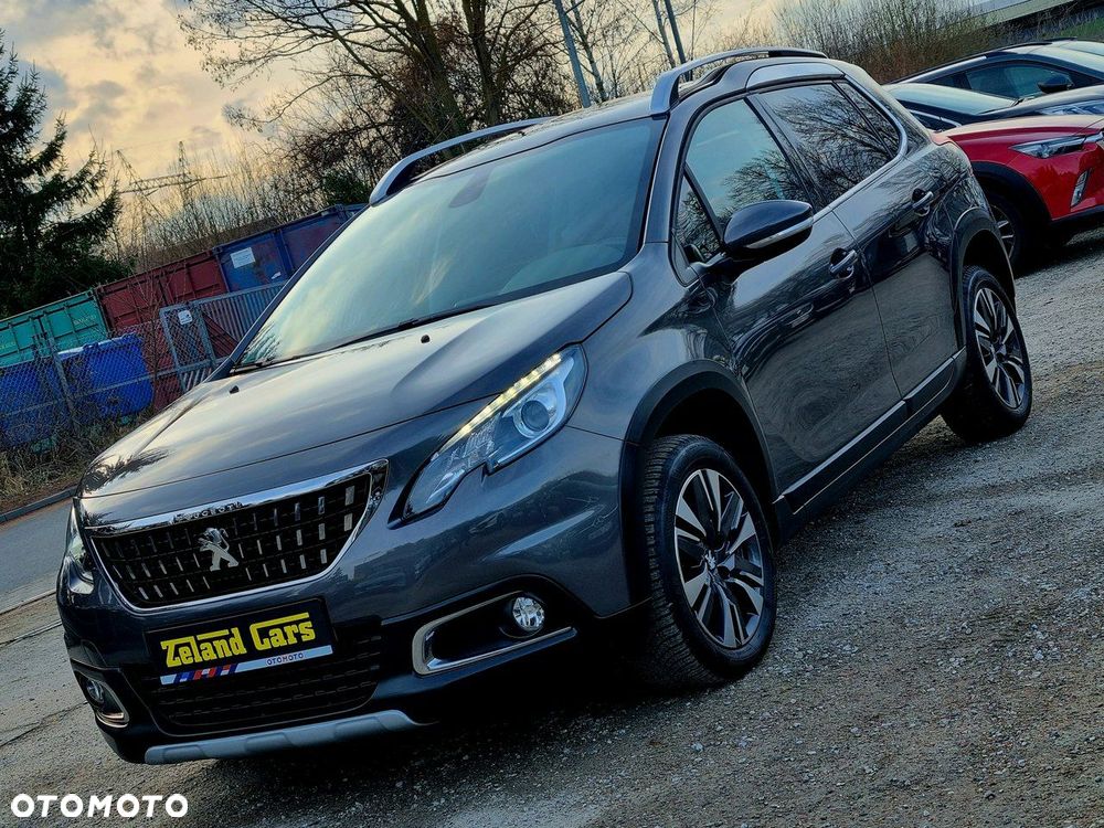 Peugeot 2008 1.2 Pure Tech Allure S&S - 1