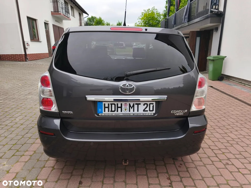 Toyota Corolla Verso 1.8 Team - 11