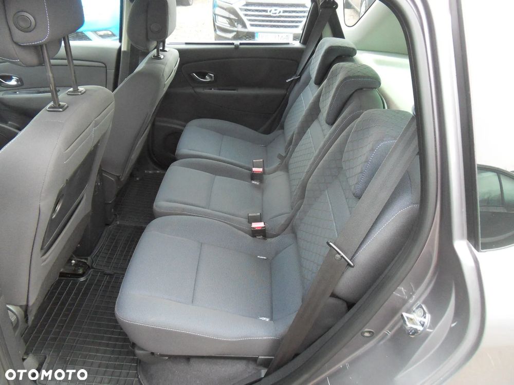 Renault Scenic 1.9 dCi Emotion - 11