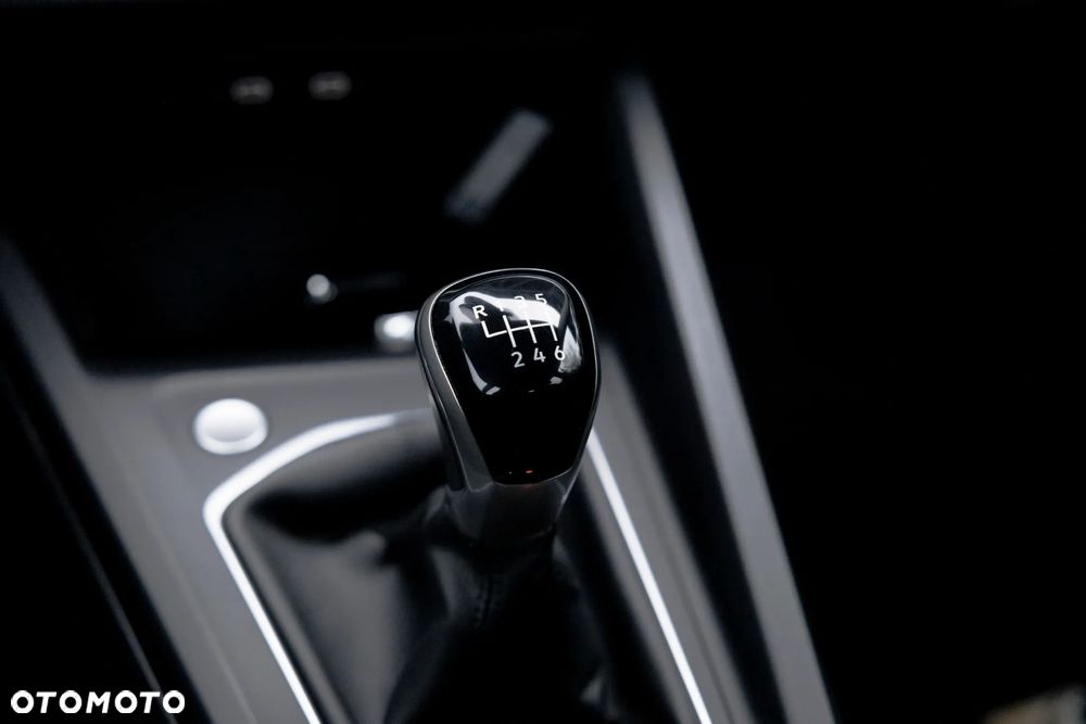 Volkswagen Golf 1.5 TSI EVO Life - 21