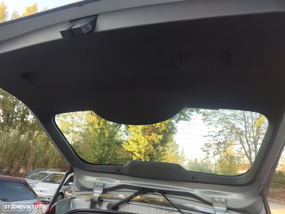 Ford Focus SW 1.4 Connection - 14