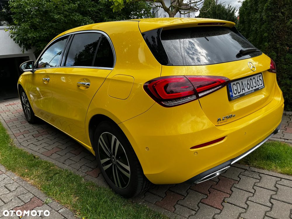 Mercedes-Benz Klasa A 250 e PHEV Progressive 8G-DCT - 3