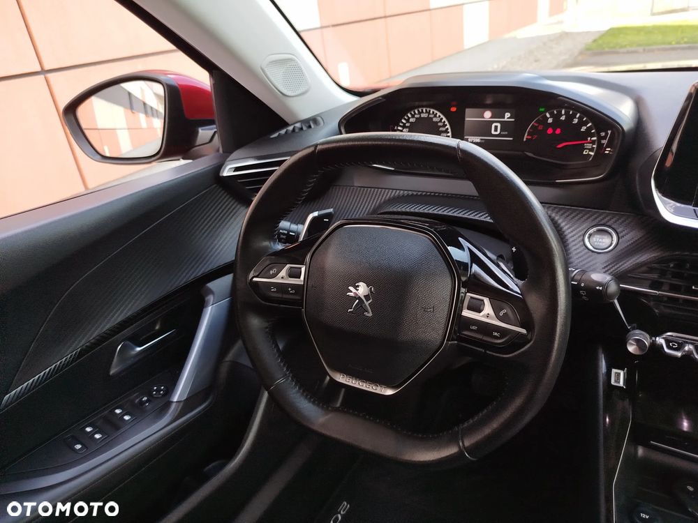 Peugeot 2008 BlueHDi 130 EAT8 Allure Pack - 13